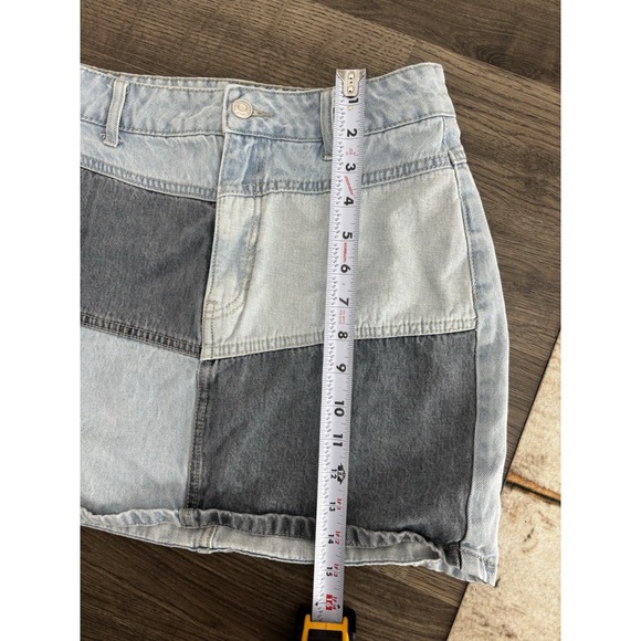 women's WILD FABLE two-tone DENIM SKIRT cotton PATCHWORK mini SIZE 2 0399 - Picture 2 of 6